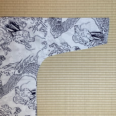 龍の鯉口シャツ・白