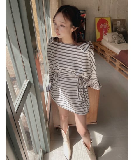 ショルダーリボンボーダーチュニックワンピース / Shoulder Ribbon Stripes Tunic One-Piece