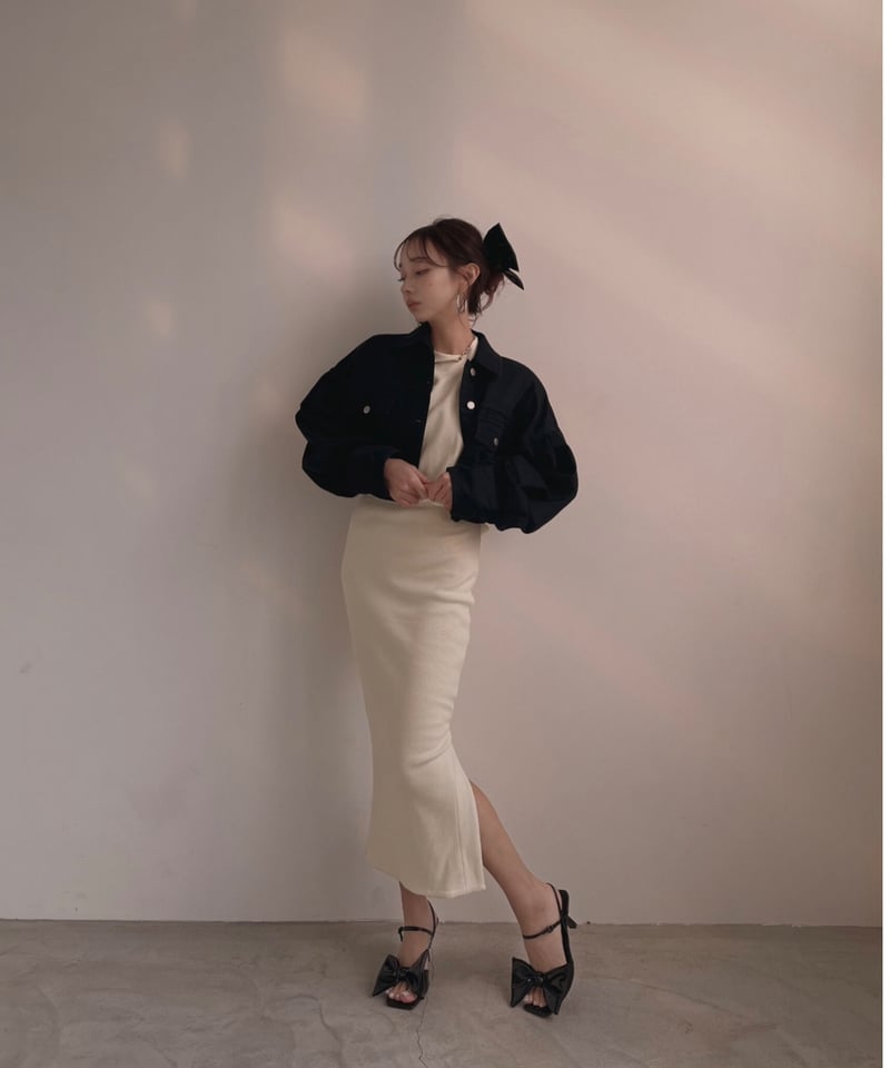 バックリボンスリットワンピース / Back Ribbon Slit One-Piece バックリボンスリットワンピース / Back Ribbon Slit One-Piece