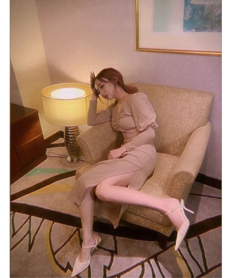 バックオープンスリットワンピ　Back Open Slit One-Piece
