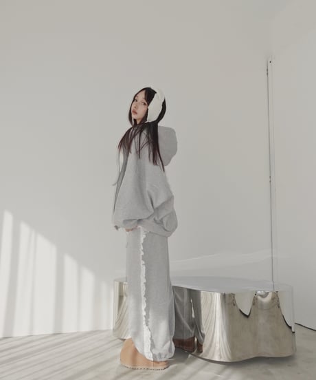 【Gray】ハートジップアップフーディー /Heart Zip-up Hoodie