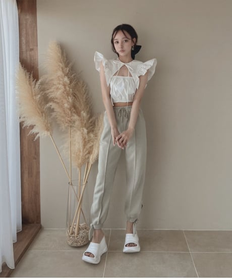 センターシームサイドリボンジョガーパンツ / Center Seam Cropped Side Ribbon Jogger Pants