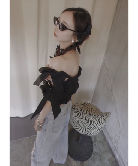 ショルダーダブルリボントップス / Shoulder Double Ribbon Top