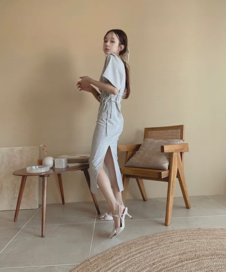 ロゴ刺繍バックスリットTワンピ / Logo Embroidery Back Slit T One-Piece