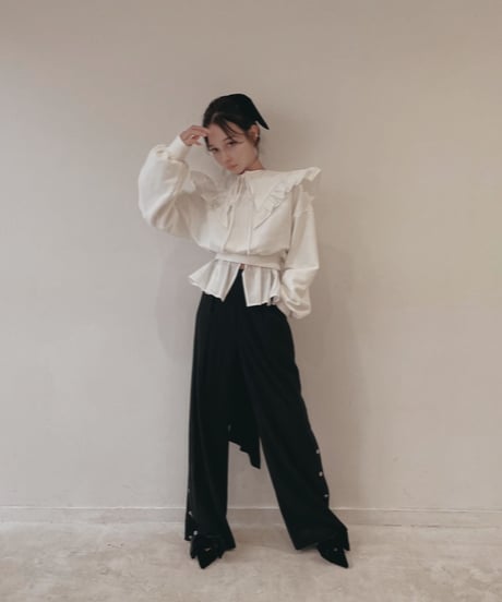 フリルビッグ襟ブラウス /   Fril Big Collar Blouse