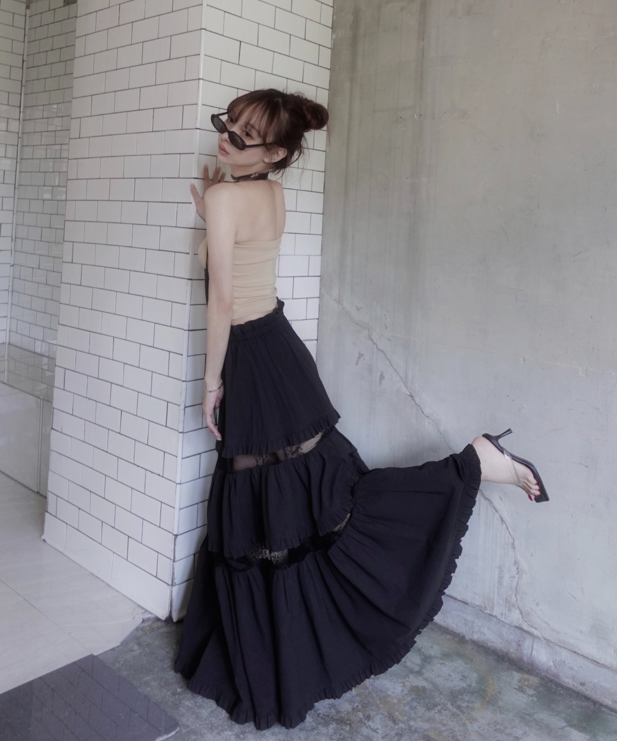 Black］フロントオープンレースティアードスカート / Front Open Lace T