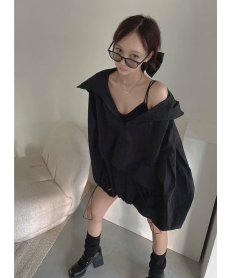 ハーフジップアップナイロンフーディー / Half Zip-up Nylon Hoodie