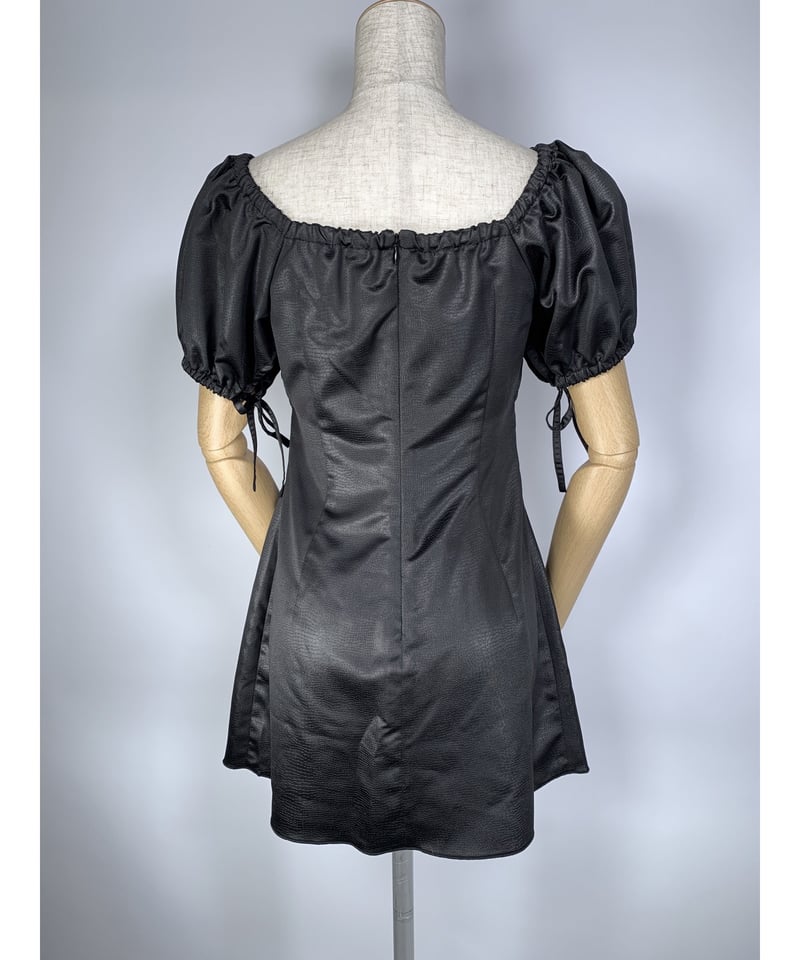 Emboss Tunic One-Piece 型押しチュニックワンピース | FICTION