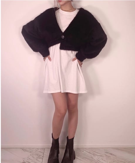 クロップドアシンメトリーカーディガン / Cropped Asymmetry Cardigan