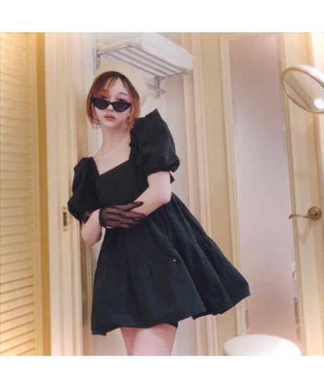 【ブラック】パフスリーブチュニックワンピ Puff Sleeve Tunic One-Piece
