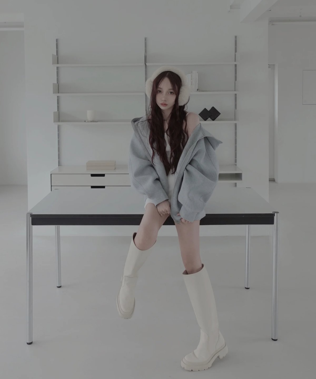 ロゴ刺繍ボンディングフルジップフーディー fiction tokyo ボンディングダブルジップフーディー / Logo Embroidery Bonding