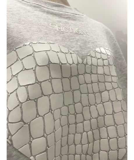クロコハートスウェットトップ / Croco Heart Sweat Top