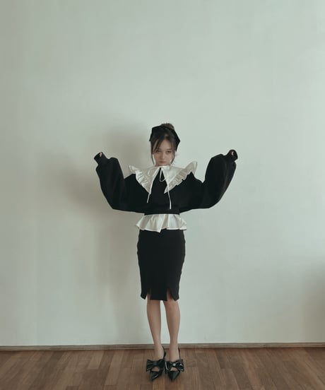 フロントスリットスカート / Front Slit Skirt