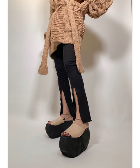 Front Slit Leggings フロントスリットレギンス