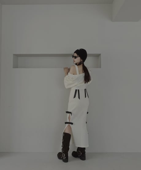 レザーリボンスリットワンピース / Faux Leather ribbon Slit One-Piece