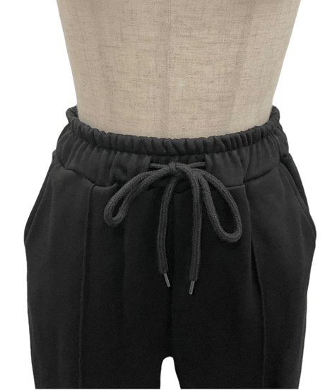 センターシームサイドリボンジョガーパンツ / Center Seam Cropped Side Ribbon Jogger Pants