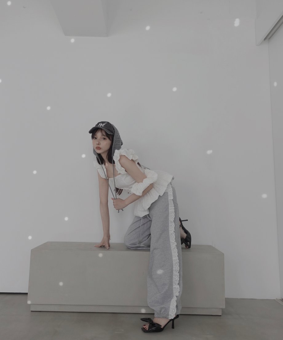 6066adb2d263f07ff490977b