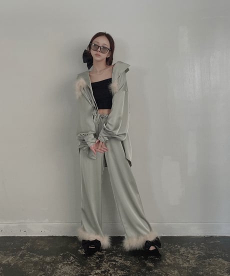 フェザーポケットサテンシャツ / Feather Pocket Satin Shirts
