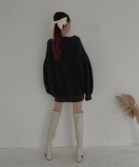ロゴ刺繍フリーレングス ルーズダメージスウェット / Logo Embroidery Free Length Loose Damage Sweat