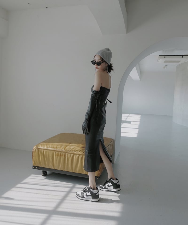 レザーベアワンピース(+グローブ) /FauxLeather Bare One-Piece(+