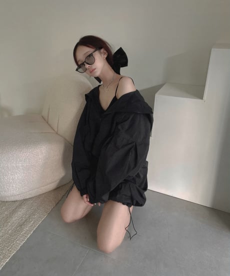 ハーフジップアップナイロンフーディー / Half Zip-up Nylon Hoodie