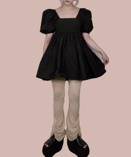 【ブラック】パフスリーブチュニックワンピ Puff Sleeve Tunic One-Piece