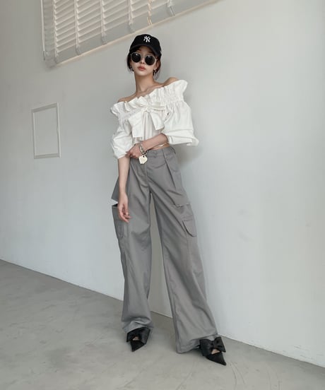 サイドカットタックパンツ / Side Cut Tack Bottoms