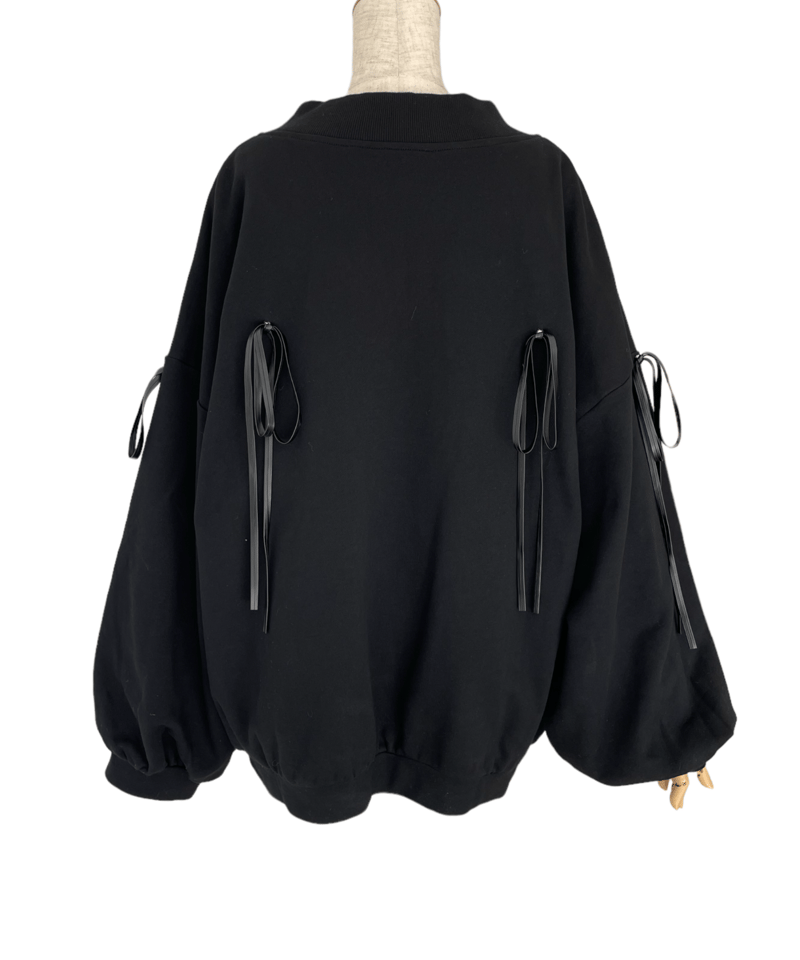 Vネックリボンスウェット /V Shaped Neck Ribbon Sweat | FICT