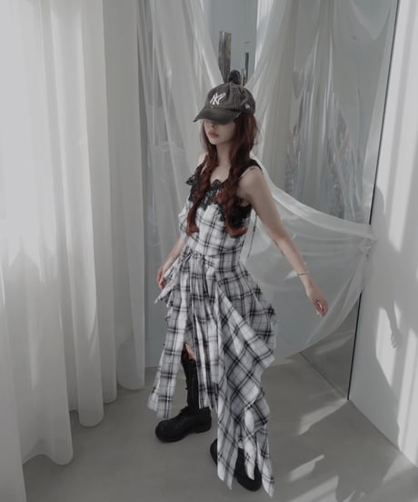 【White】レイヤードチェックワンピース / Layered Check Dress