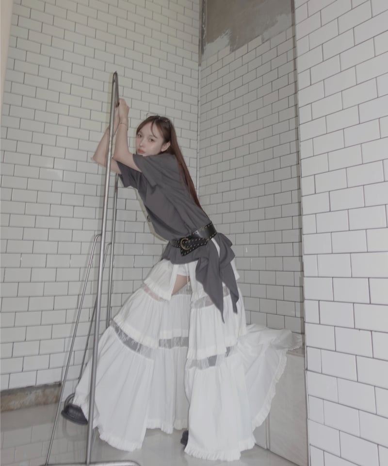 Milk］フロントオープンレースティアードスカート / Front Open Lace Ti