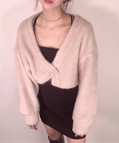 クロップドアシンメトリーカーディガン / Cropped Asymmetry Cardigan
