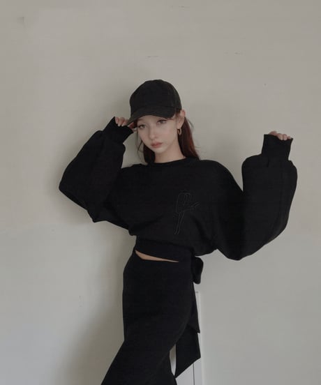 バックリボンクロップドトップ /Back Ribbon Cropped Top