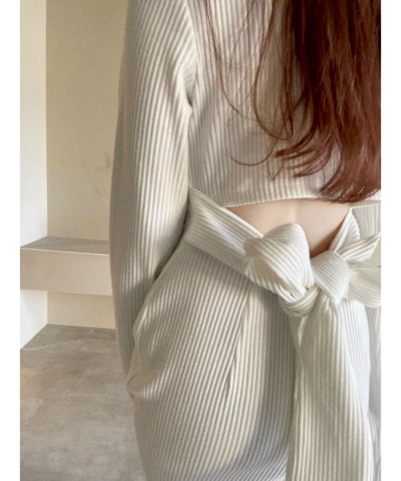 バックオープンフロントスリットワンピース / Back Open Front Slit One...