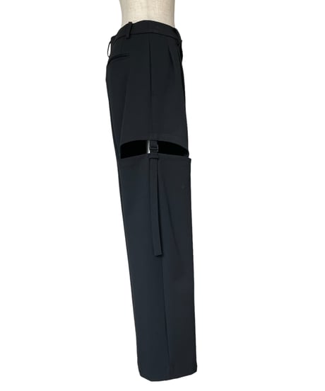 サイドカットベルトタックパンツ / Side Cut Belt Tuck Pants