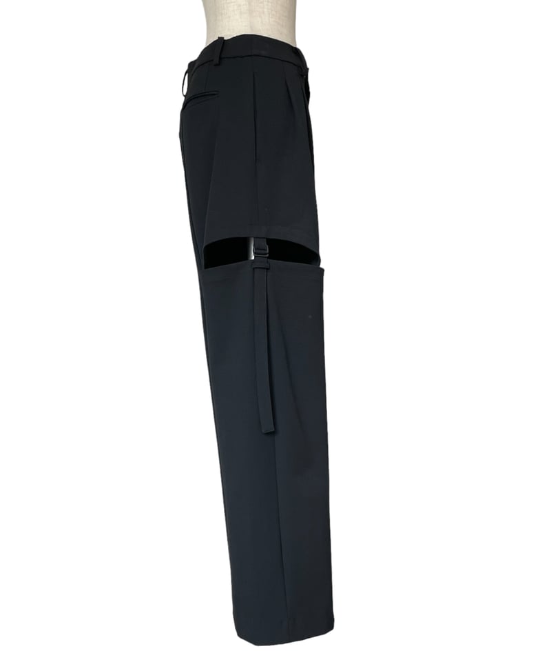 サイドカットベルトタックパンツ / Side Cut Belt Tuck Pants サイドカットベルトタックパンツ / Side Cut Belt Tuck Pants
