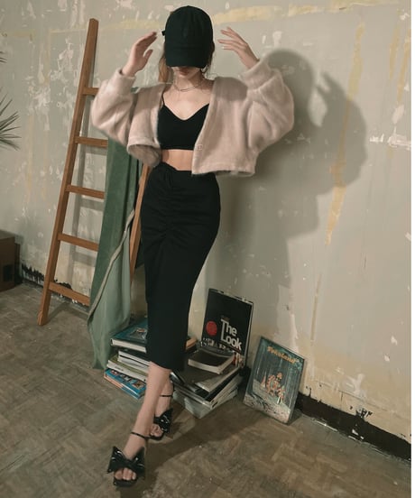 クロップドアシンメトリーカーディガン / Cropped Asymmetry Cardigan