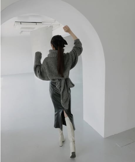 バックリボンローゲージニット /Back Ribbon Low Gauge Knit