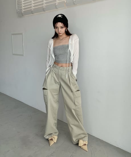 サイドカットタックパンツ / Side Cut Tack Bottoms