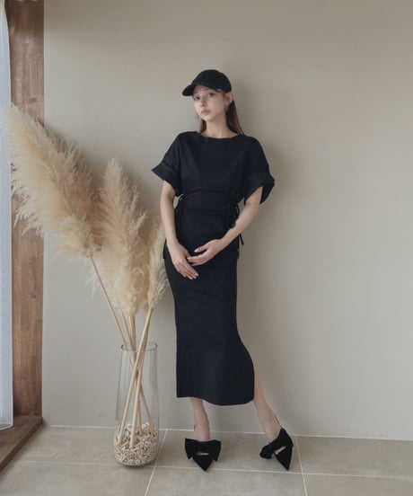 ロゴ刺繍バックスリットTワンピ / Logo Embroidery Back Slit T One-Piece