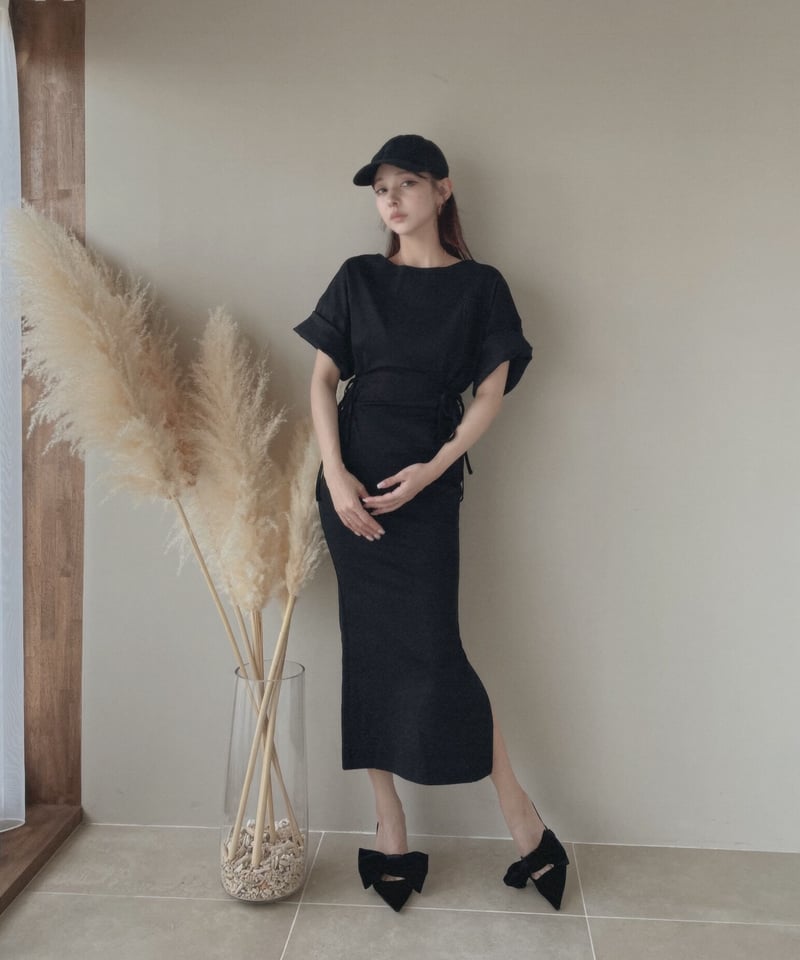 ロゴ刺繍バックスリットTワンピ / Logo Embroidery Back Slit T O 