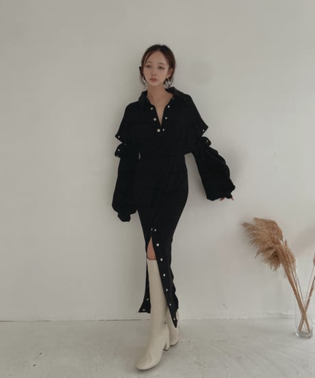 スナップスリットワンピース / Metal Snaps Slit One-Piece