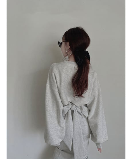 バックリボンクロップドトップ /Back Ribbon Cropped Top