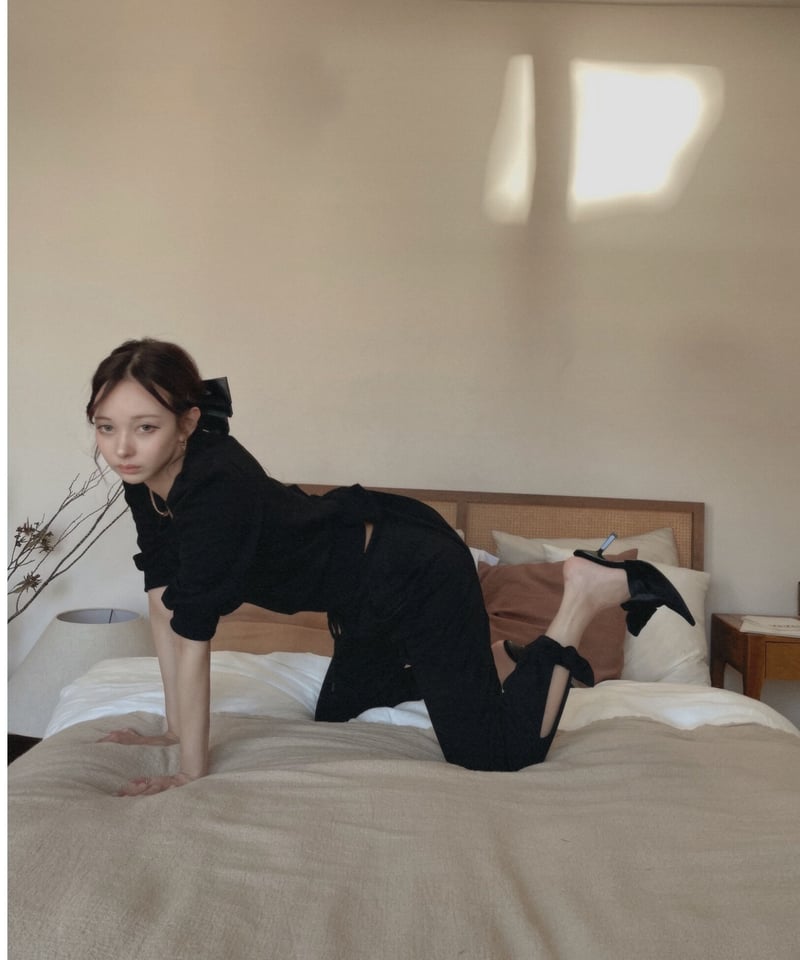 セット割引】バックリボントップス + ジョガーパンツ | FICTION TOKYO  