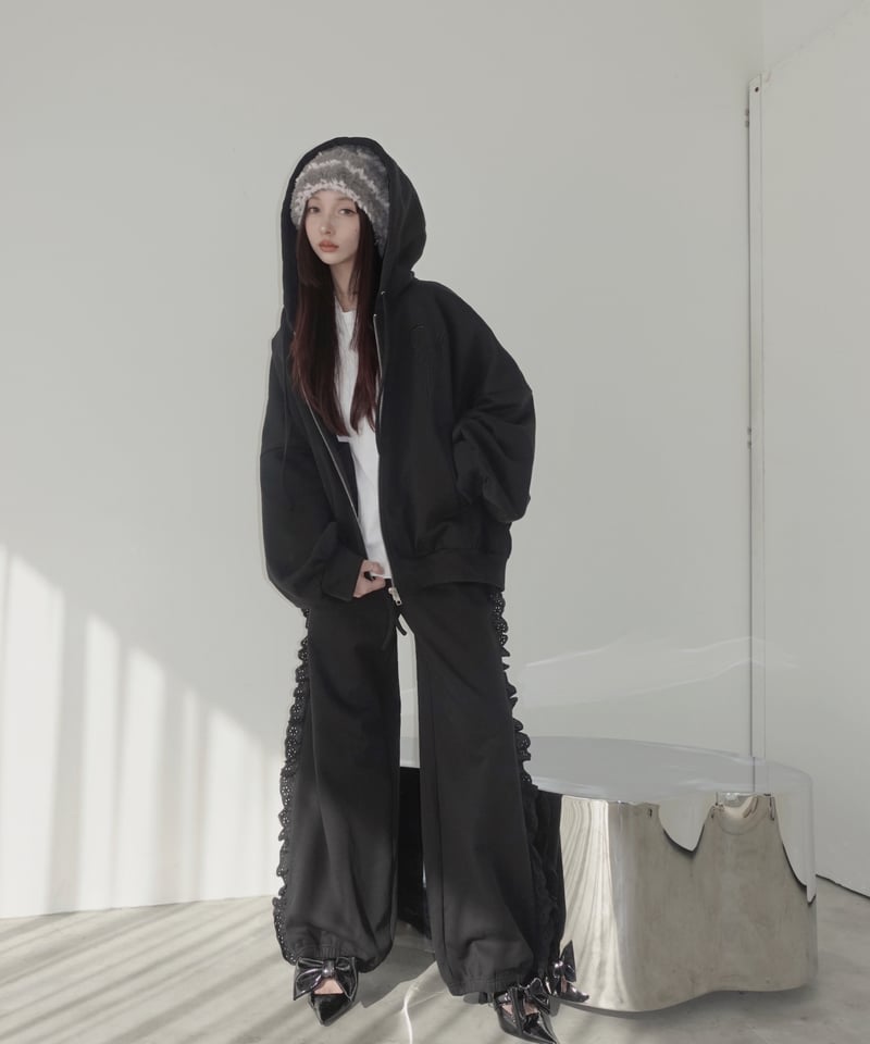 フリルスウェットパンツ /Frill Sweat Pants | FICTION TOKYO フリルスウェットパンツ /Frill Sweat Pants | FICTION TOKYO