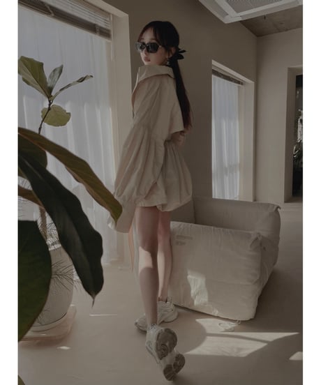 ボリュームスリーブトレンチコート / Volume Sleeve Trench Coat