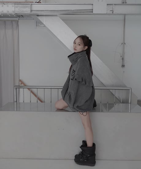 【Gray】ダブルジップフリルフリース /Double Zip Frill Fleece