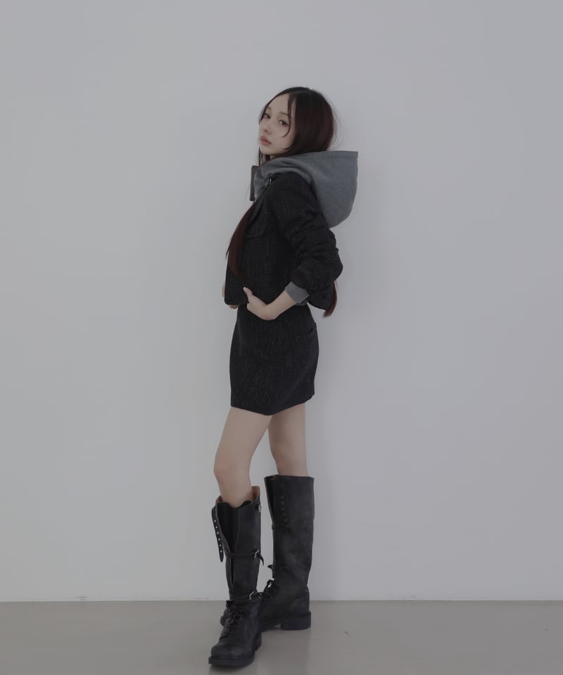 fiction tokyo トレーナー　ショート丈　ブラック　クロップド丈 ショートスウェット/Short Sweat | FICTION TOKYO OFFICIAL