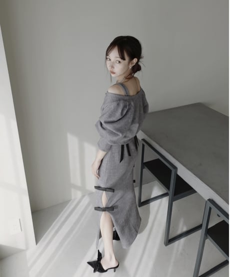 レザーリボンスリットワンピース / Faux Leather ribbon Slit One-Piece