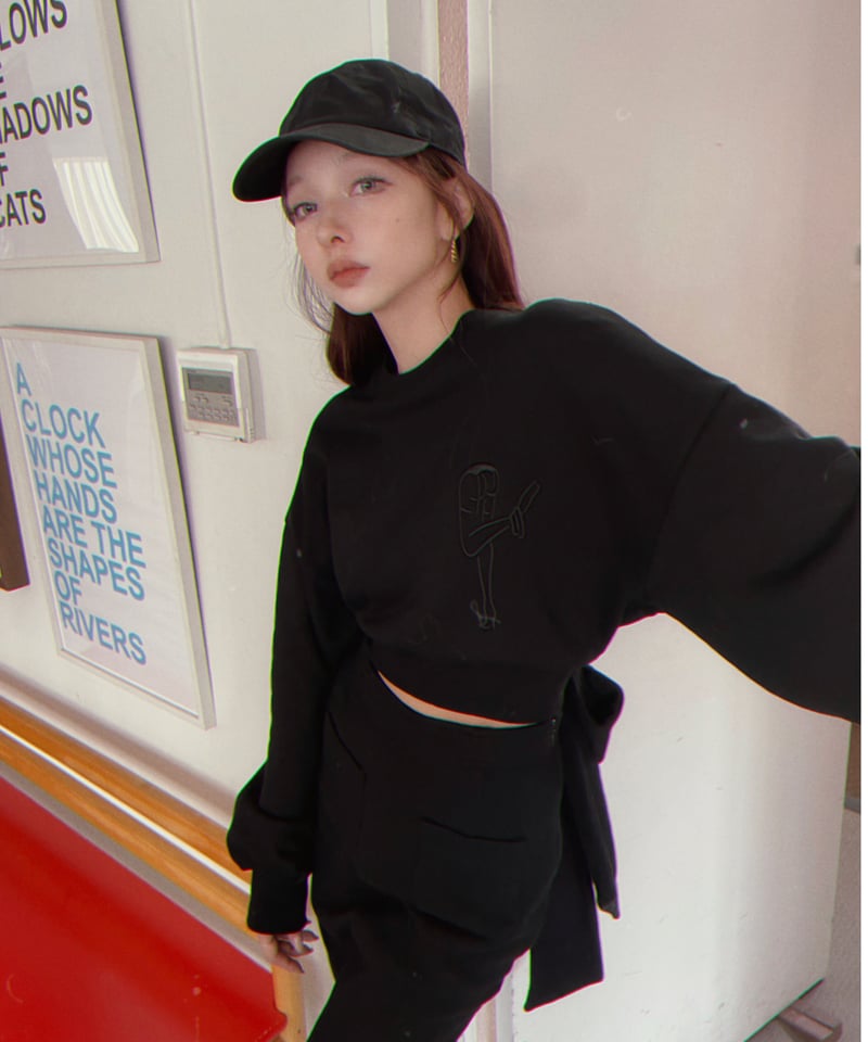 バックリボンクロップドトップ /Back Ribbon Cropped Top | FICTI