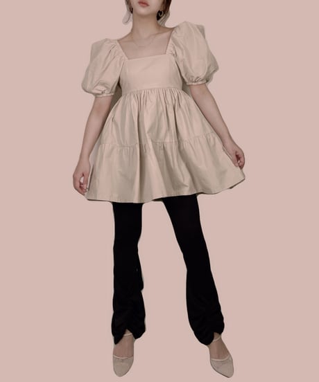 【ベージュ】パフスリーブチュニックワンピ Puff Sleeve Tunic One-Piece
